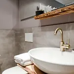 Volta 38 3* كومو